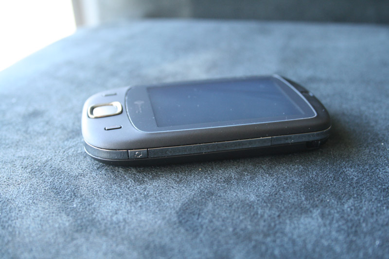 Illustration for article titled Hands-On With the HTC Touch: Windows Mobile Innovation at Last